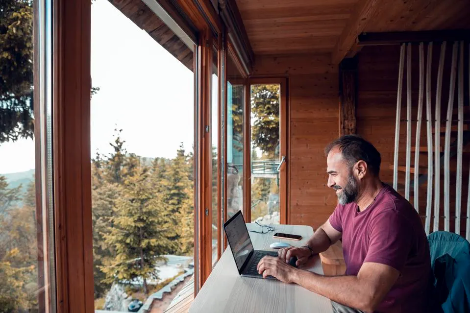 Building Dream Remote Team Quietly